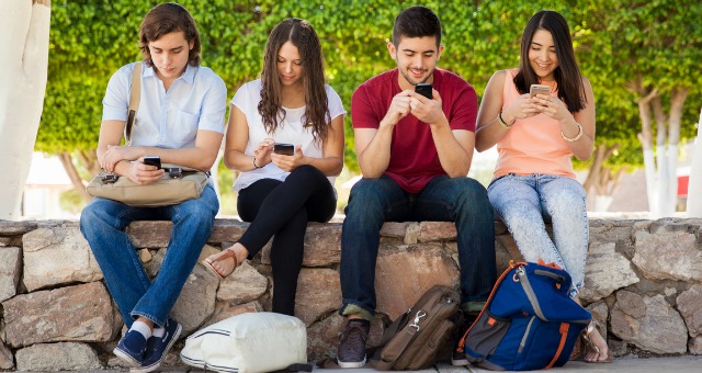 students texting